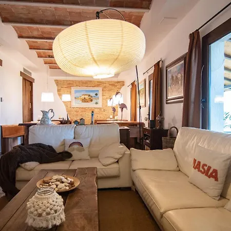 Guest house Masia Tinet Deltebre